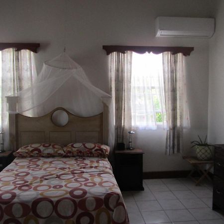 Delightful 4Bed Modern Villa With Wifi Gros Islet Exterior photo
